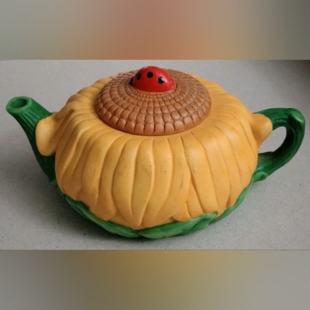 Vintage Avon Sunflower Mini Decorative Teapot - Seasons Harvest Collection
